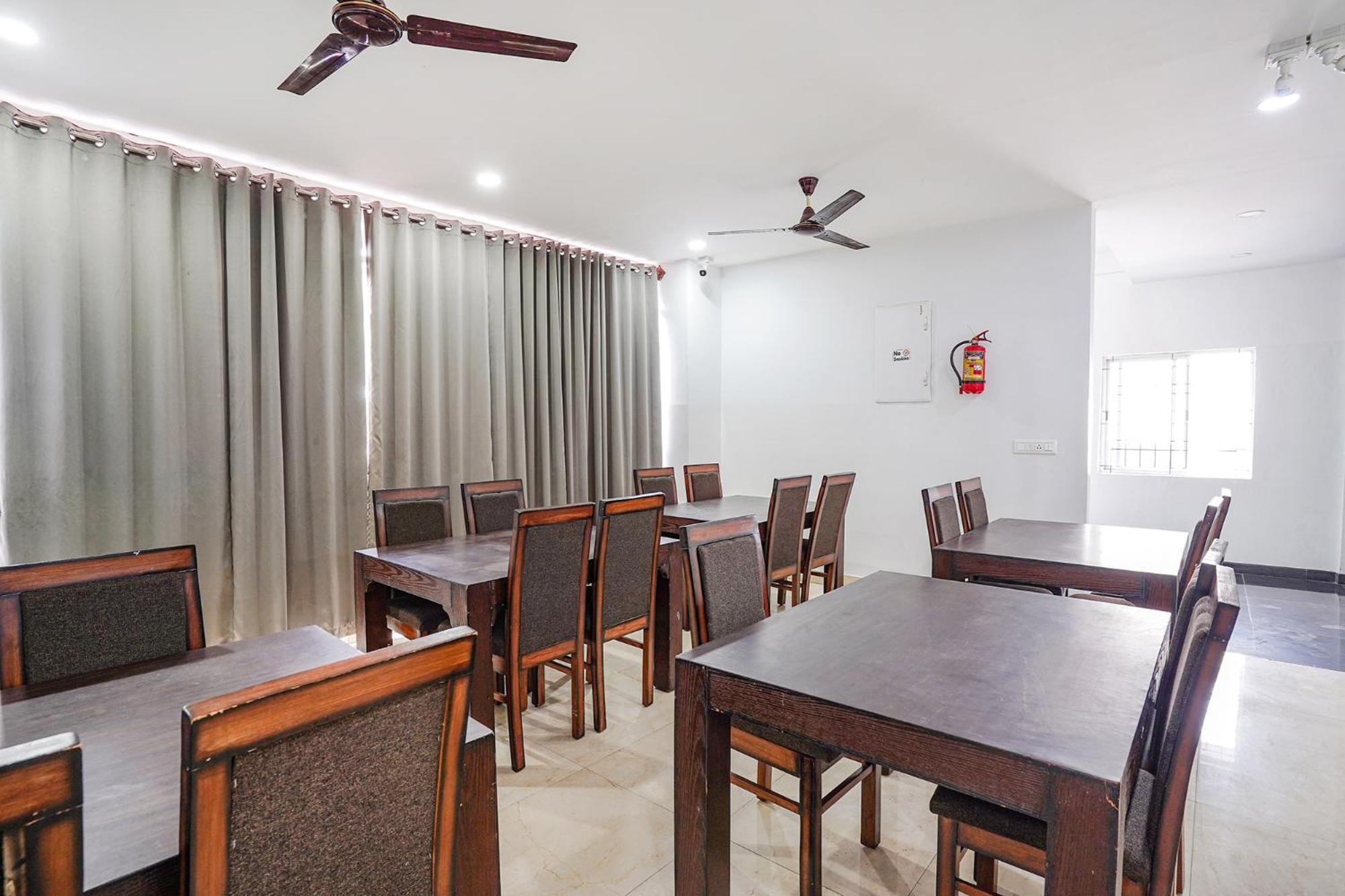 Fabhotel Rlv Green Palace - Nr Kengeri Satellite Town Бангалор Екстериор снимка