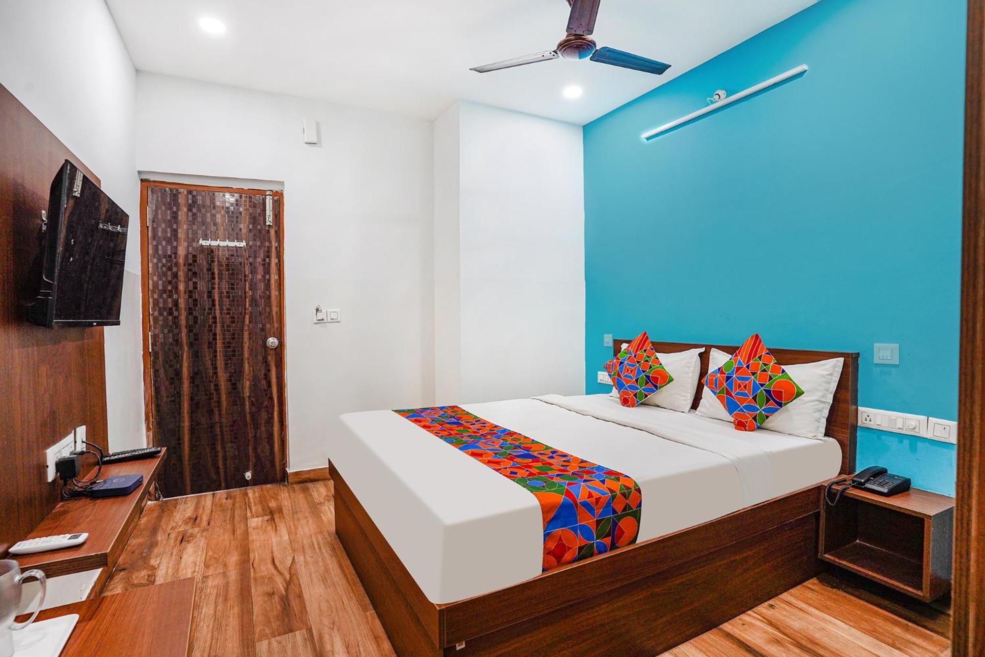 Fabhotel Rlv Green Palace - Nr Kengeri Satellite Town Бангалор Екстериор снимка
